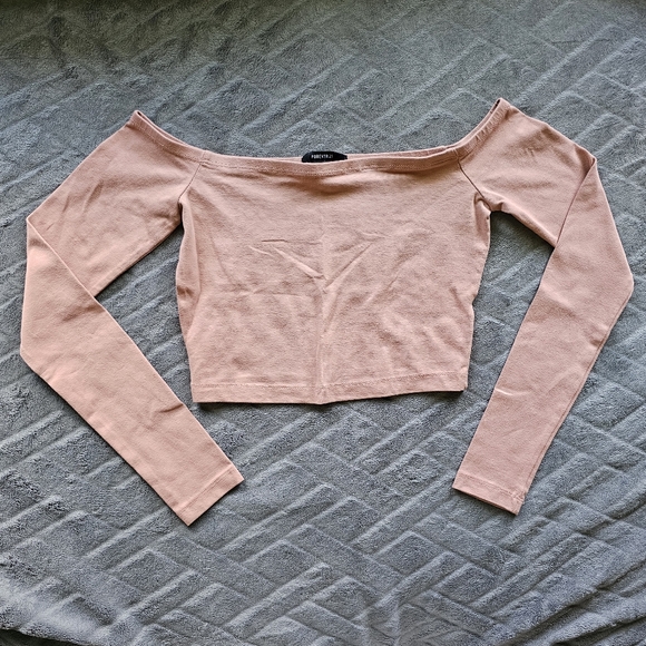 F21 Off Shoulder Crop Top - Picture 3 of 5